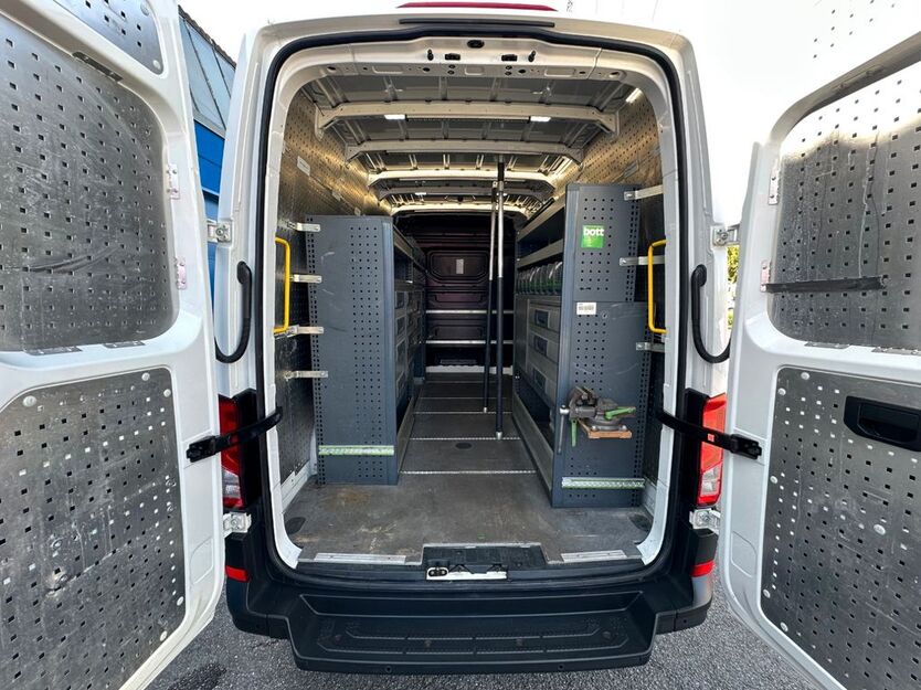 VW Crafter 97.508 km 25.990 € Sindelfingen 71065