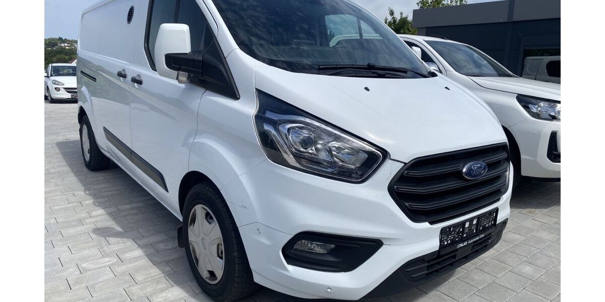 Ford Transit Custom 211.000 km 12.900 &euro; Calw 75365