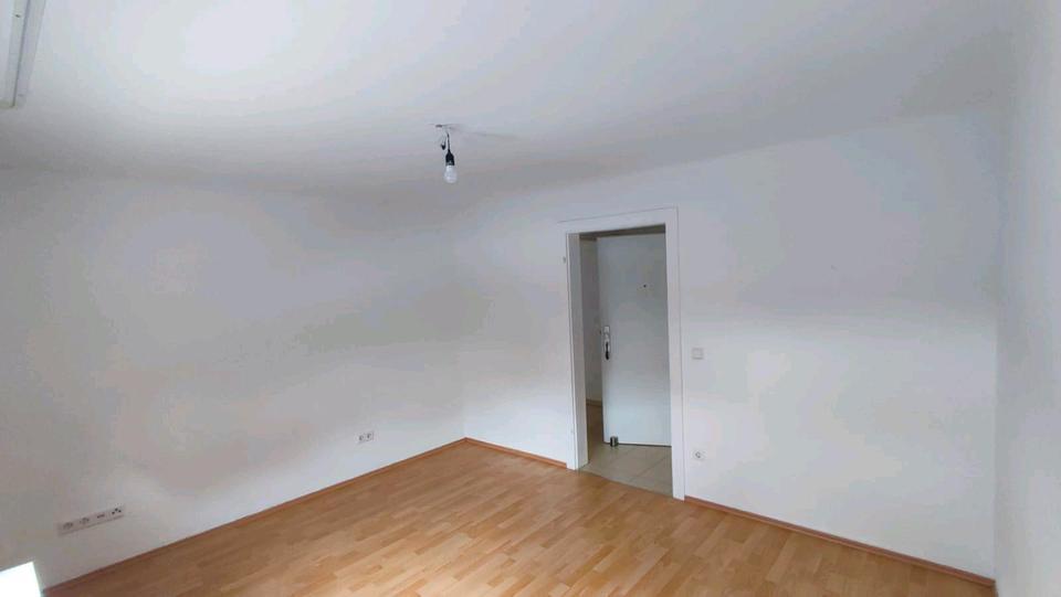 Ruhige 3-Zimmer-Wohnung in Ezach zimmer