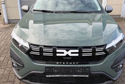 Dacia Sandero 22.000 km 13.999 &euro; Pforzheim 75179