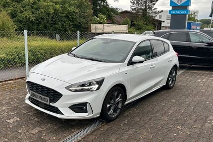 Ford Focus 58.900 km 17.950 € Königsbach-Stein 75203