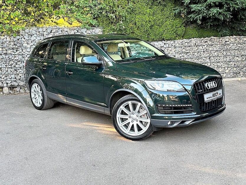 Q7