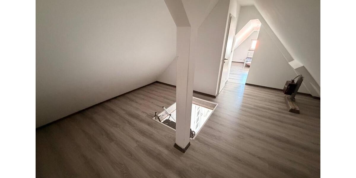 Maisonettenwohnung Simmozheim - 3.5 Zimmer, 95 m&sup2;, 900&euro; | Angebot:26519377