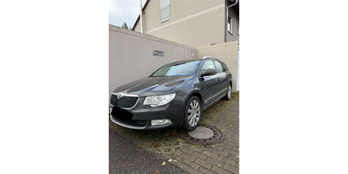 Skoda Superb 211.000 km 5.450 &euro; Weil der Stadt 71263