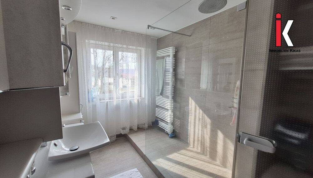 Doppelhaushälfte Sindelfingen Nord - 8 Zimmer, 170 m&sup2;, 629.000&euro; | Angebot:26867146