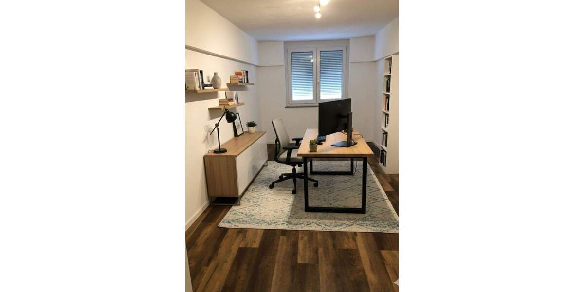 Wohnen auf höchstem Niveau - Erdgeschosswohnung mit Garten & zusätzlichem Hobbyraum 3 zimmer