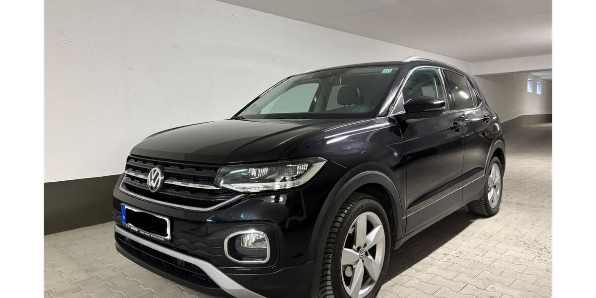 VW T-Cross 51.000 km 15.950 &euro; Sindelfingen 71069
