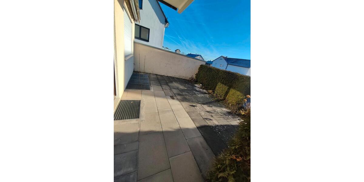 Doppelhaushälfte Leonberg - 6 Zimmer, 146 m&sup2;, 500.000&euro; | Angebot:26946936