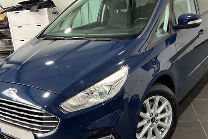 Ford Galaxy 89.000 km 24.995 € Bretten 75015