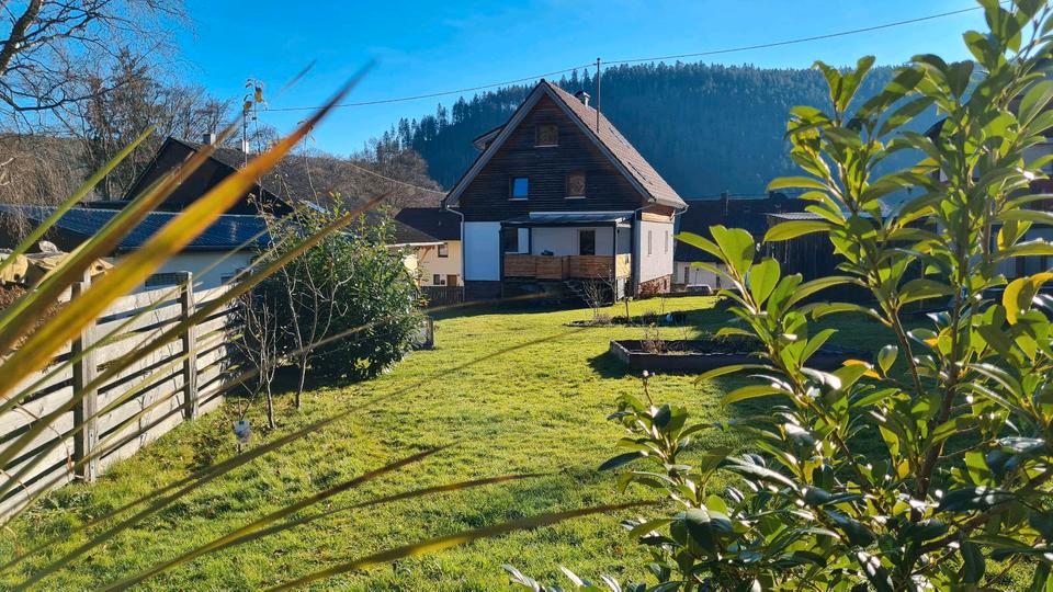 Einfamilienhaus Bad Wildbad - 10 Zimmer, 140 m&sup2;, 560.000&euro; | Angebot:25205801