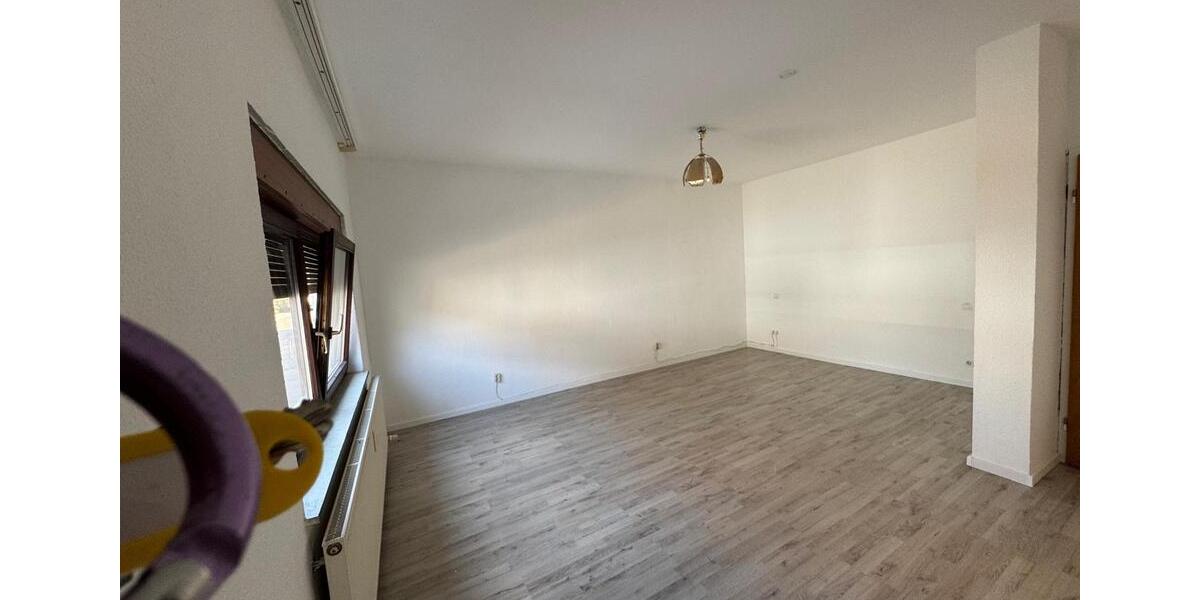 Etagenwohnung Pfinztal - 3.5 Zimmer, 86 m&sup2;, 1.100&euro; | Angebot:26429211