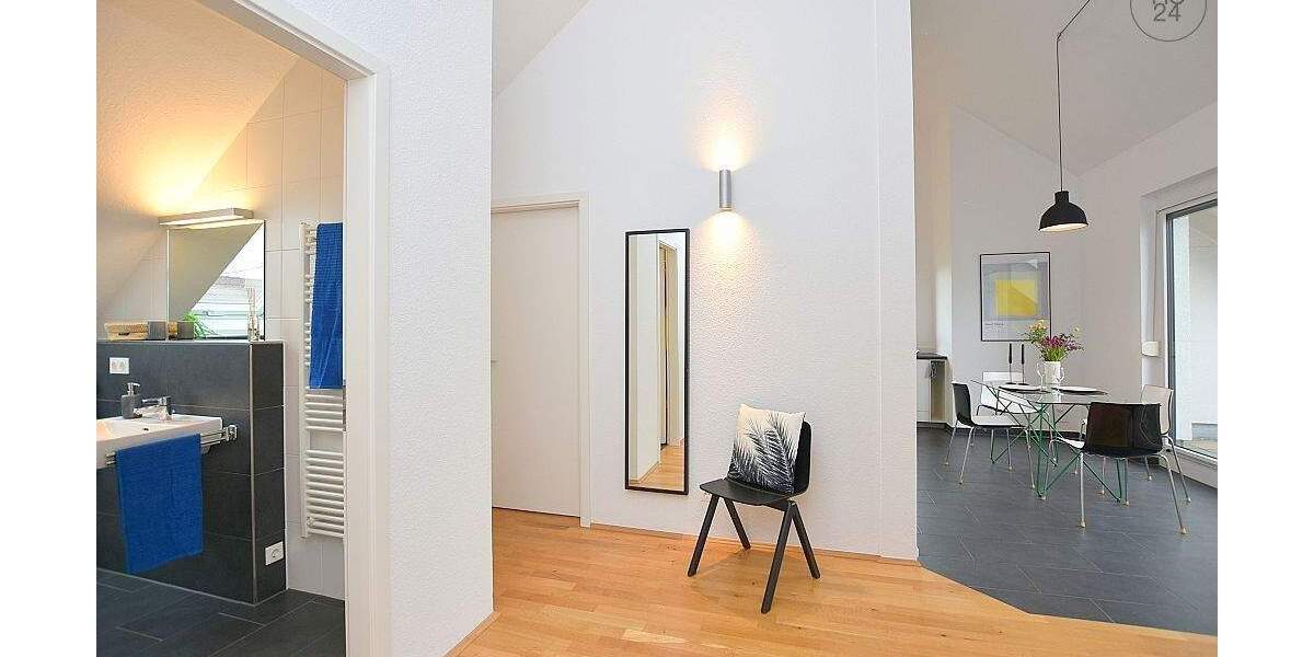 Hochwertig möblierte Wohnung mit TG und Loggia in Ditzingen 2 zimmer