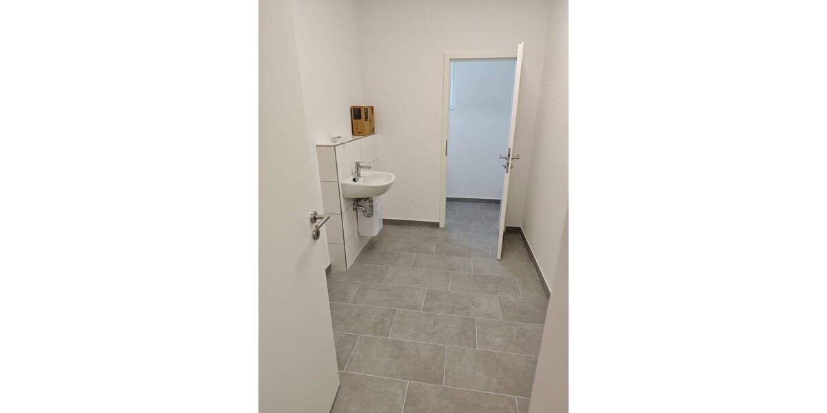 Gewerbeobjekt Karlsruhe Hagsfeld - 310&euro; | Angebot:26866288