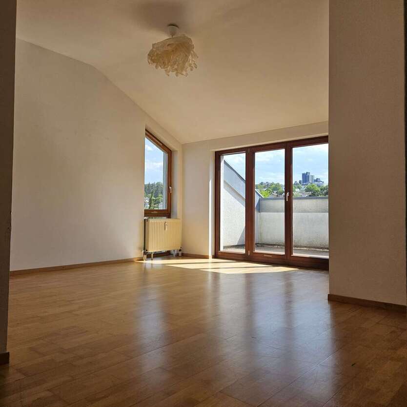 Wohnung zum Kaufen in Pforzheim 275.000 € 79.9 m²