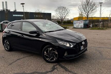 Hyundai i20 47.000 km 14.600 &euro; Karlsruhe 76131