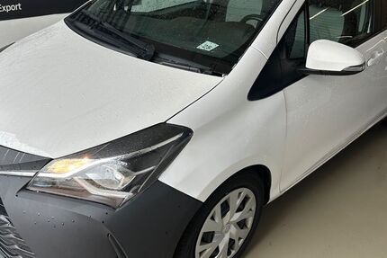 Toyota Yaris 68.260 km 8.390 &euro; LEONBERG 71229