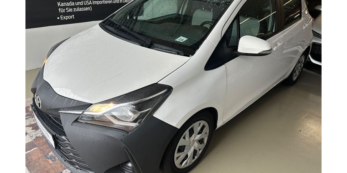 Toyota Yaris 68.260 km 8.590 € LEONBERG 71229