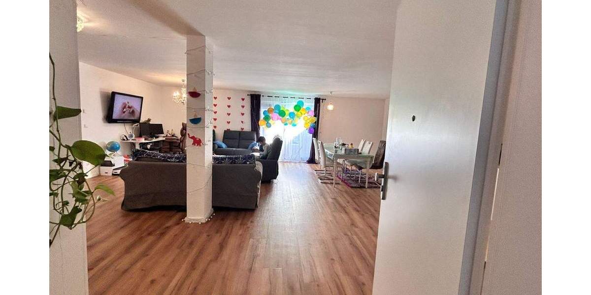 Terrassenwohnung Markgröningen - 3 Zimmer, 100 m&sup2;, 1.330&euro; | Angebot:25802211