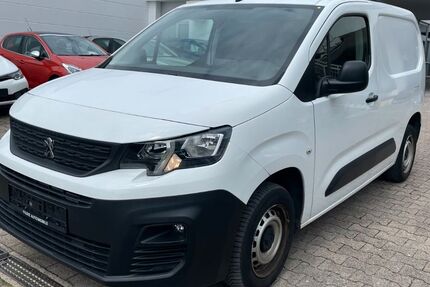Peugeot Partner 90.884 km 9.995 € Stuttgart 70597