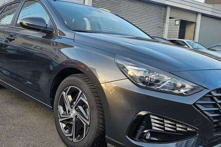 Hyundai i30 14.621 km 18.250 &euro; Leonberg 71229