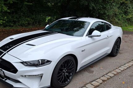 Ford Mustang 39.500 km 40.300 € Stuttgart 70563