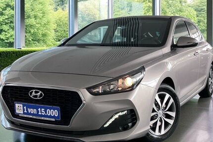 Hyundai i30 60.774 km 14.450 € Karlsruhe 76227