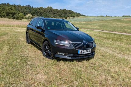 Skoda Superb 137.340 km 18.999 &euro; Wiernsheim 75446