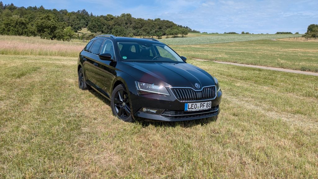 Skoda Superb 137.340 km 18.999 &euro; Wiernsheim 75446
