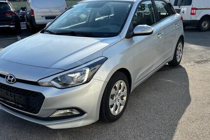 Hyundai i20 99.000 km 8.990 € Magstadt 71106