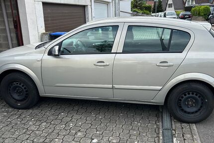 Opel Astra 60.000 km 3.900 &euro; Weissach 71287