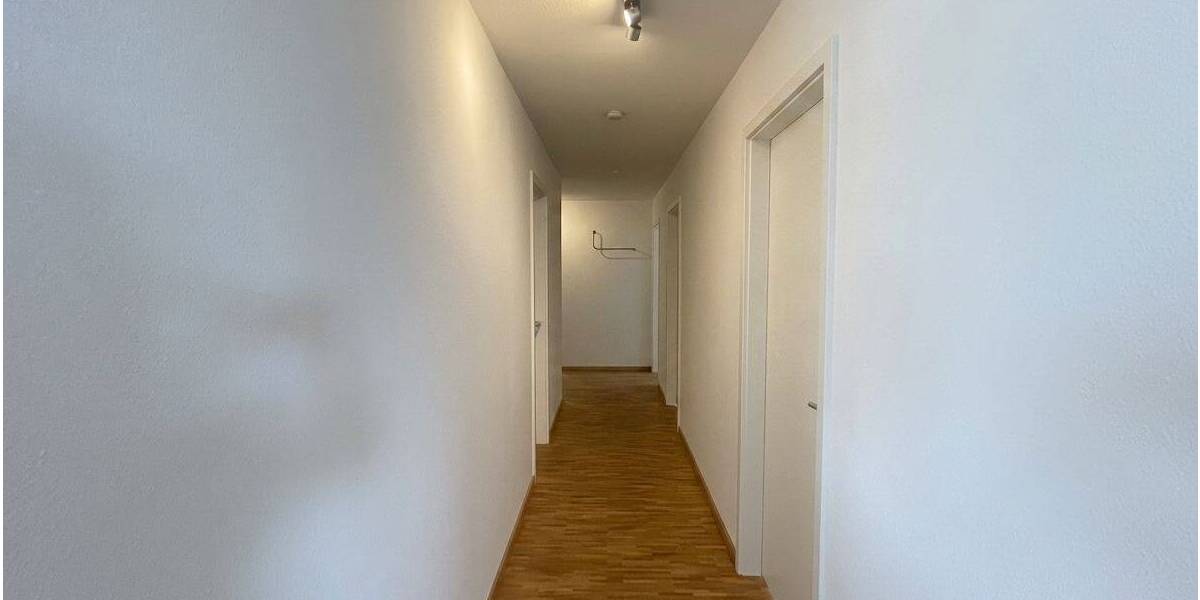 Etagenwohnung Karlsruhe / Neureut Neureut - 4 Zimmer, 144 m&sup2;, 1.720&euro; | Angebot:26916849