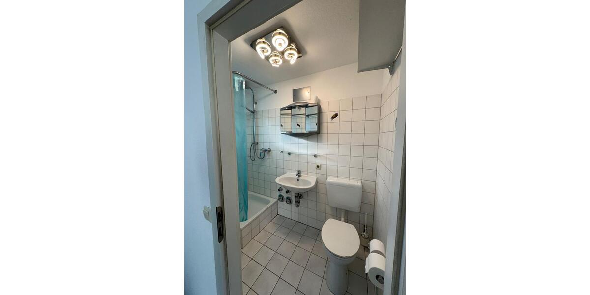 Etagenwohnung Karlsruhe Südstadt - 1 Zimmer, 24 m&sup2;, 129.000&euro; | Angebot:25512765