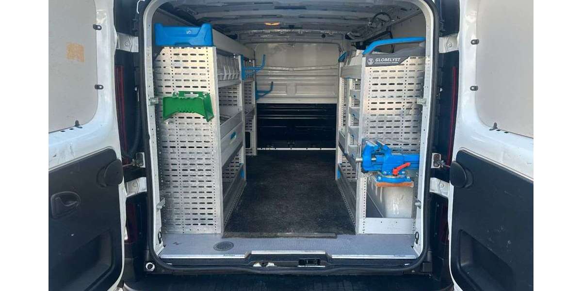 Opel Vivaro 41.879 km 16.600 &euro; Sindelfingen 71065