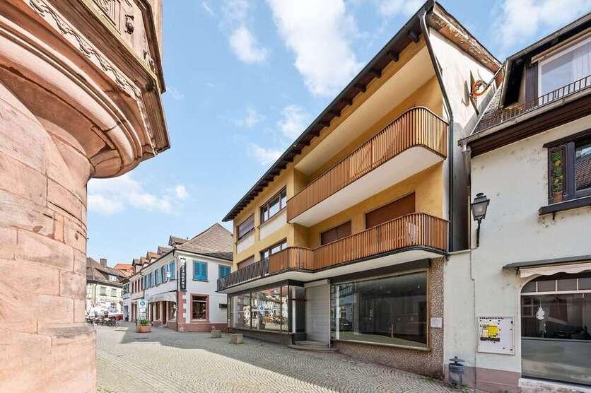 Einzelhandel in Gernsbach 950 € 72 m²