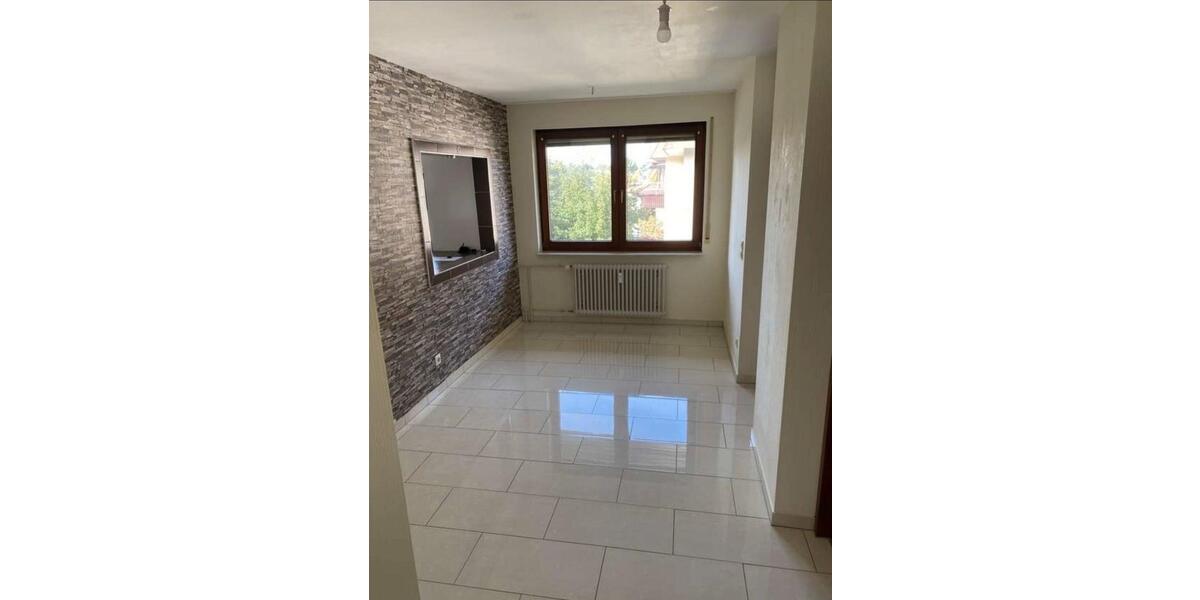 Etagenwohnung Pforzheim Weststadt - 3.5 Zimmer, 83 m&sup2;, 1.300&euro; | Angebot:26420785