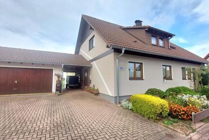 Einfamilienhaus mit EinliegerWohnung ohne Provision - Sommenhardt
