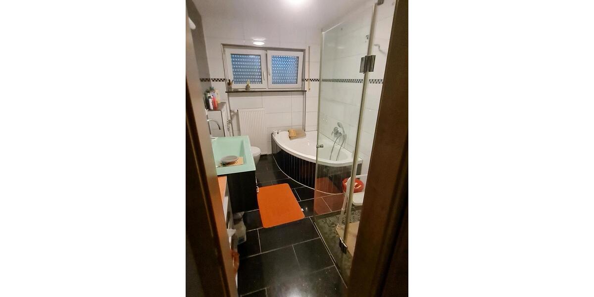Etagenwohnung Ettlingen - 2 Zimmer, 65 m&sup2;, 1.000&euro; | Angebot:26460082
