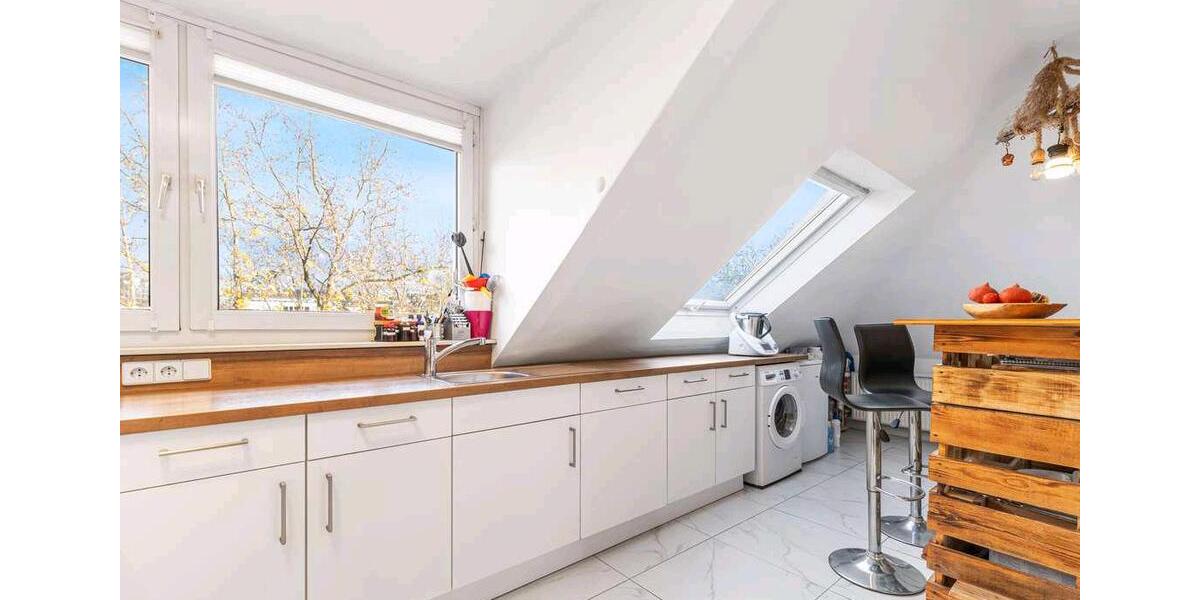 Traumwohnung 3,5 Zi. Zentrumsnah am Fluss mit schöner Weitsicht 3.5 zimmer