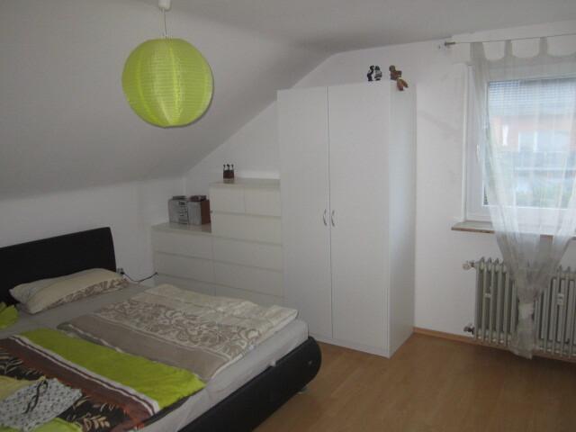 Dachgeschoßwohnung Bretten - 3 Zimmer, 90 m&sup2;, 990&euro; | Angebot:26346885