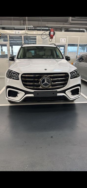 Mercedes-Benz GLS 350 7.000 km 97.999 € Sindelfingen 70163