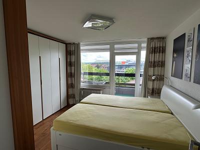 FAMILIENGLÜCK MIT TRAUMHAFTEM AUSBLICK - Etagenwohnung Pforzheim Nordstadt | Angebot:26786306