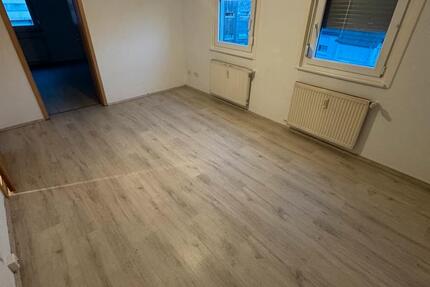 Wohnung Mühlacker - 3.5 Zimmer, 90 m&sup2;, 950&euro; | Angebot:26417235