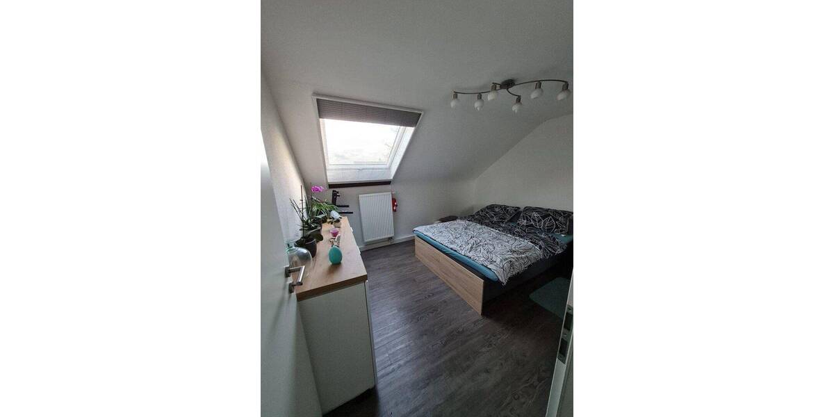 Etagenwohnung Ditzingen - 3 Zimmer, 88 m&sup2;, 1.190&euro; | Angebot:26921156