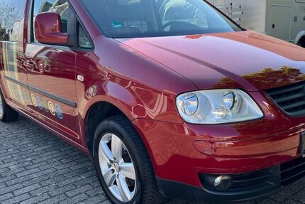 VW Caddy 187.000 km 8.999 &euro; Ditzingen 71254