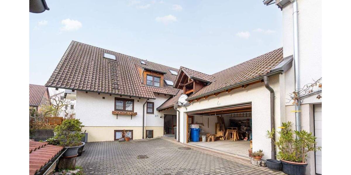 Einfamilienhaus Sachsenheim Kleinsachsenheim - 8 Zimmer, 167 m&sup2;, 595.000&euro; | Angebot:25697963
