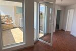 Helle, neu renovierte Wohnung mit schöner Dachterrasse 2 zimmer