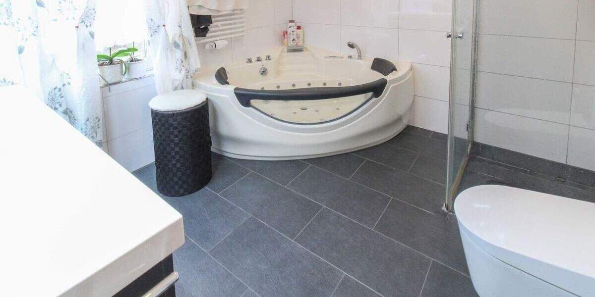 Großzügiges Familienparadies: Ihr Traumhaus wartet in Pforzheim-Eutingen 6 zimmer