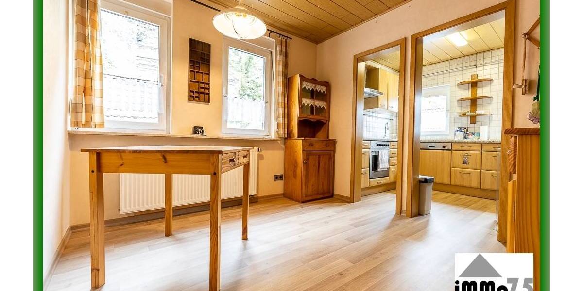 Etagenwohnung Mühlacker - 4 Zimmer, 90 m&sup2;, 245.000&euro; | Angebot:25694844