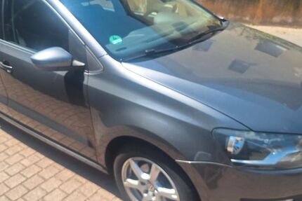 VW Polo 75.400 km 8.700 &euro; Königsbach 75203