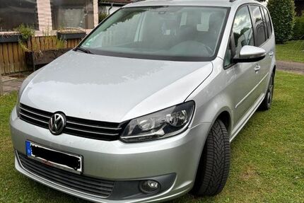 VW Touran 120.617 km 9.200 &euro; Neubulach 75387